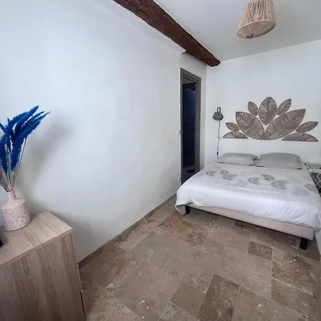 Renove Au Coeur Du Vieil * Antibes